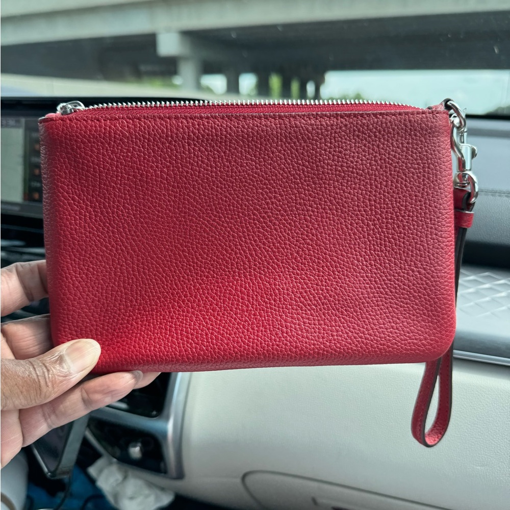 NWT Coach Pebbled Leather Essentials Wristlet - Ruby - Picture 6 of 6